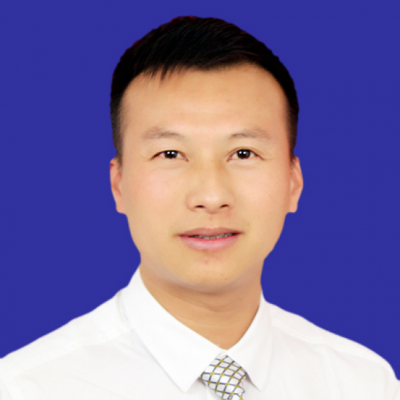 中国新闻摄影学会会员，新华社、中新社、人民图片、光明图片签约摄影师，视觉江西签约摄影师，江西日报特约通讯员，江西省宜春市万载县委宣传部图片新闻报道员。